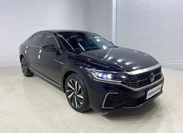 
								Volkswagen Passat, 2022 full									