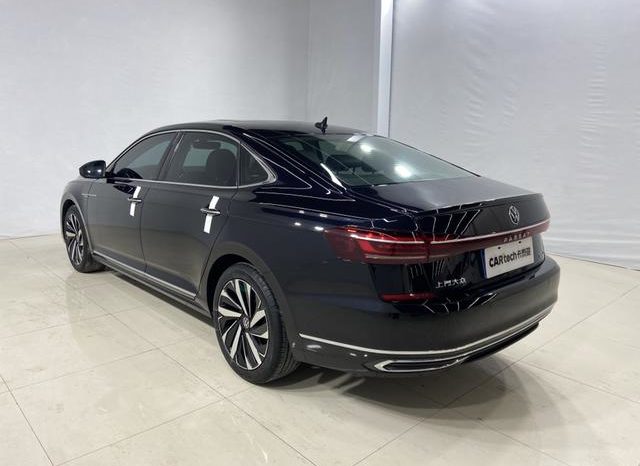 
								Volkswagen Passat, 2022 full									