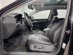 
										Volkswagen Passat, 2022 full									