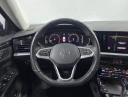 
										Volkswagen Passat, 2022 full									