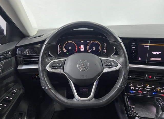 
								Volkswagen Passat, 2022 full									