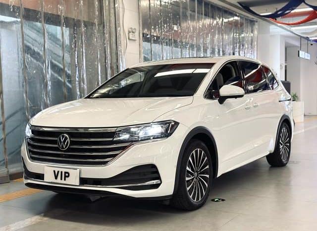 67c0ba389967e Volkswagen Viloran, 2022