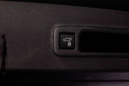 
										Toyota Sienna, 2024 full									