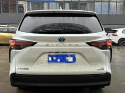 
										Toyota Sienna, 2023 full									