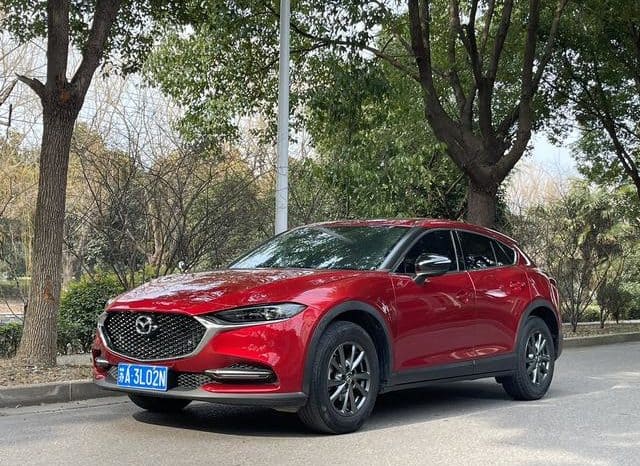 67c428c9addf7 Mazda CX-4, 2020