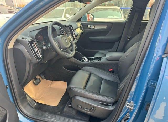 
								Volvo XC40, 2022 full									