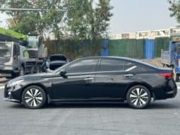 
										Nissan Altima (VI), 2022 full									