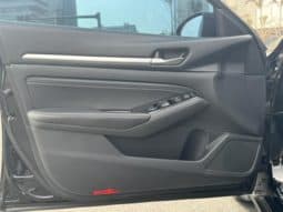 
										Nissan Altima (VI), 2022 full									