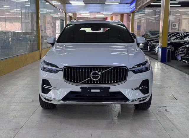 
								Volvo XC60, 2024 full									