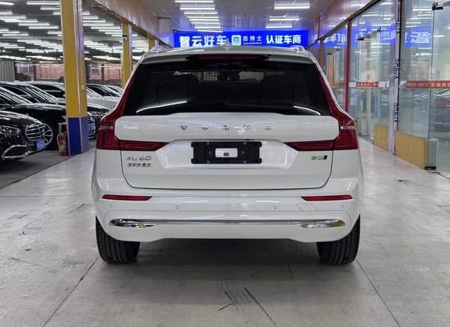 
								Volvo XC60, 2024 full									