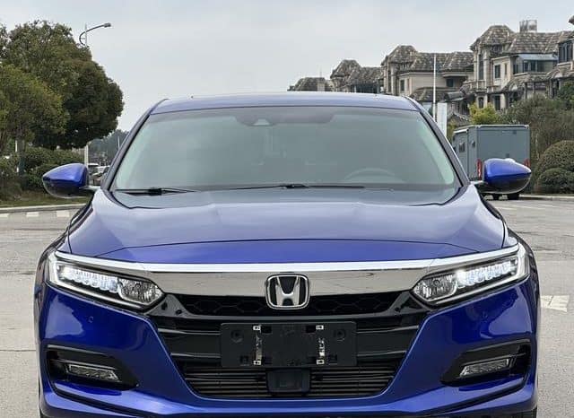 
								Honda Accord, 2020 full									