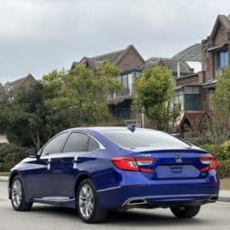 
										Honda Accord, 2020 full									