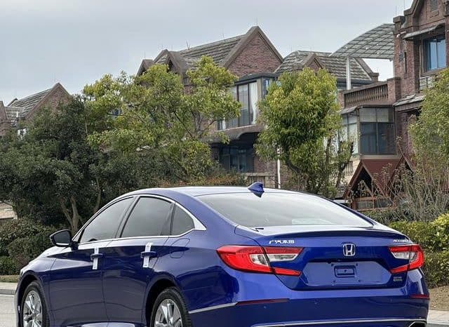
								Honda Accord, 2020 full									