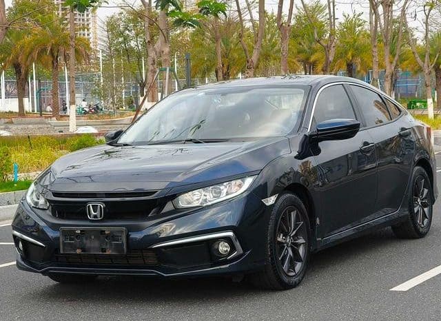 67c468a32e837 Honda Civic, 2020