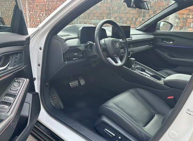 
								Honda Accord, 2023 full									