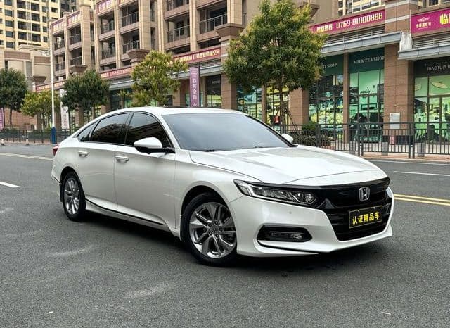 
								Honda Accord, 2020 full									
