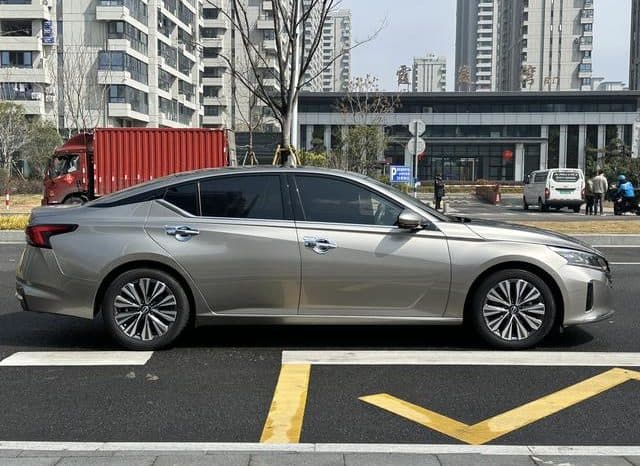 
								Nissan Altima (VI), 2023 full									
