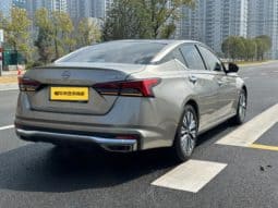 
										Nissan Altima (VI), 2023 full									