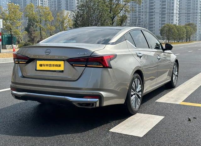 
								Nissan Altima (VI), 2023 full									