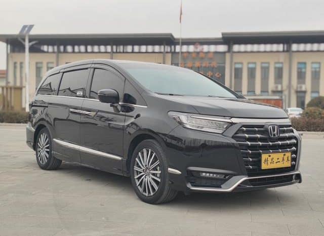 
								Honda Elysion, 2022 full									