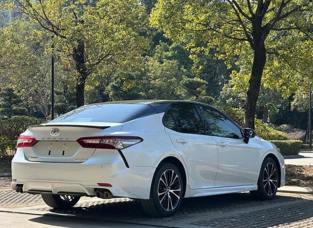 
								Toyota Camry, 2020 full									
