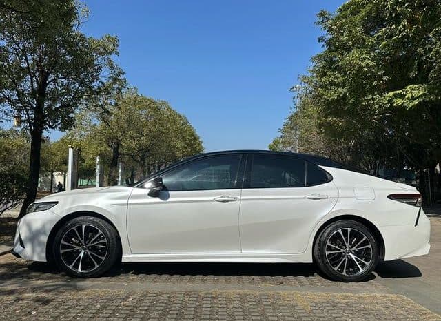 
								Toyota Camry, 2020 full									