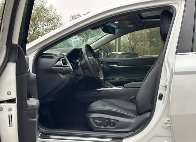 
								Toyota Camry, 2021 full									