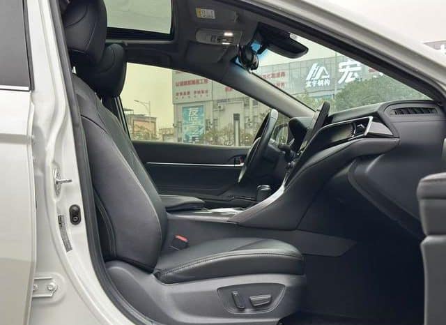 
								Toyota Camry, 2021 full									