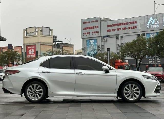 
								Toyota Camry, 2021 full									