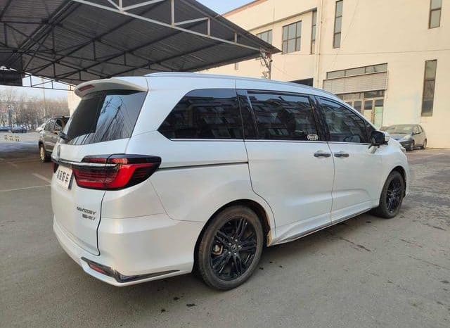 
								Honda Odyssey, 2022 full									