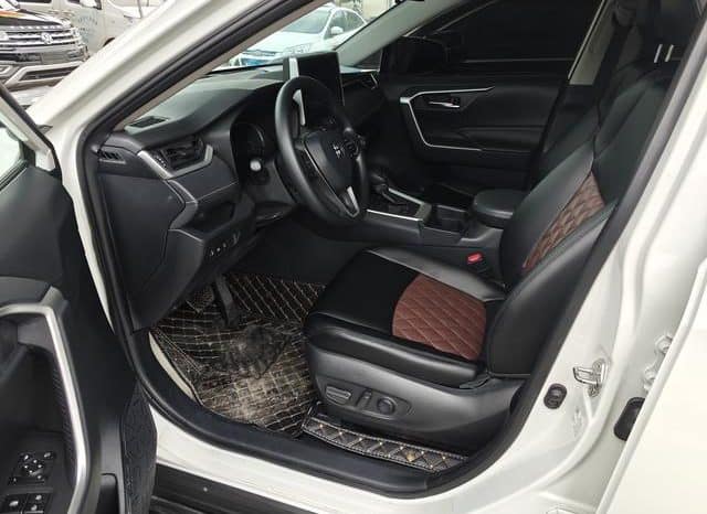 
								Toyota RAV4 (IV), 2020 full									