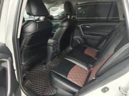 
										Toyota RAV4 (IV), 2020 full									