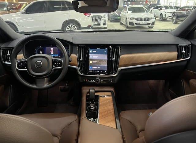 
								Volvo S90, 2023 full									