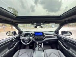 
										Toyota Highlander, 2023 full									
