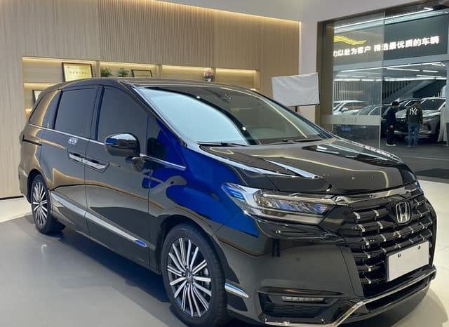 
								Honda Elysion, 2022 full									