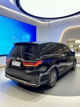 
										Honda Elysion, 2022 full									