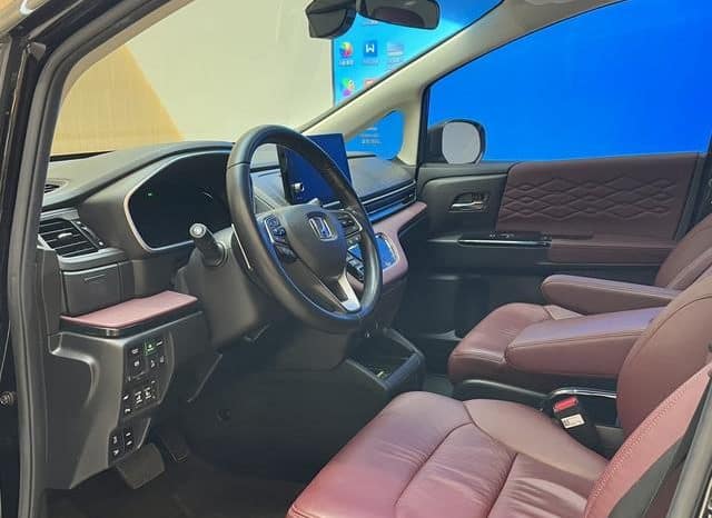
								Honda Elysion, 2022 full									