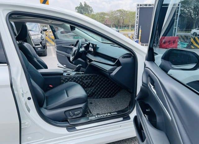 
								Toyota Camry, 2024 full									