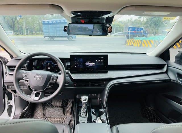 
								Toyota Camry, 2024 full									