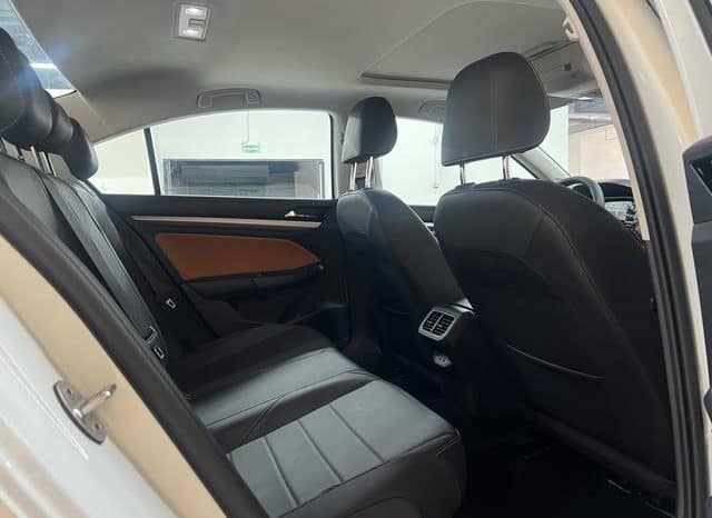 
								Volkswagen Bora, 2023 full									