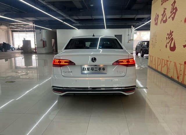 
								Volkswagen Bora, 2023 full									