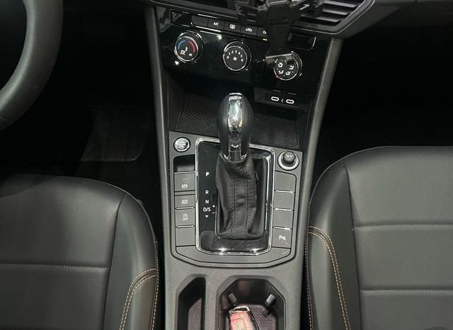 
								Volkswagen Bora, 2023 full									