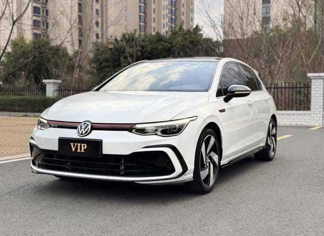 67c4c9028d3fd Volkswagen Golf 280 TSI, 2021
