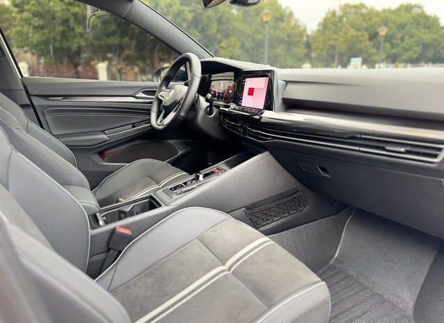 
								Volkswagen Golf 280 TSI, 2021 full									