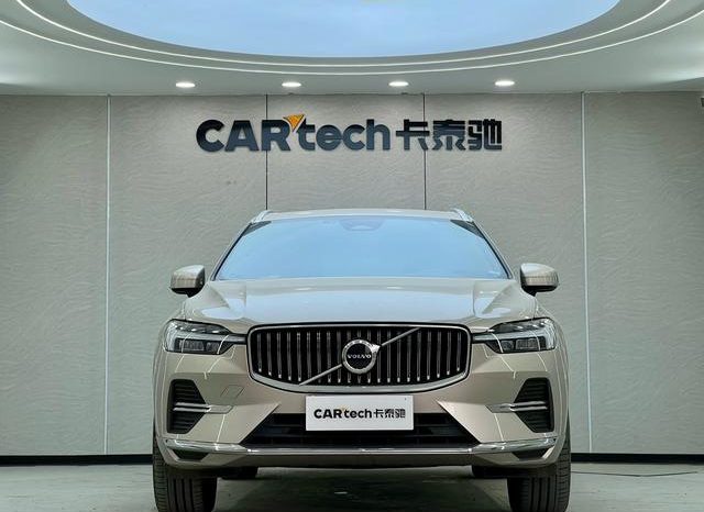 
								Volvo XC60, 2023 full									