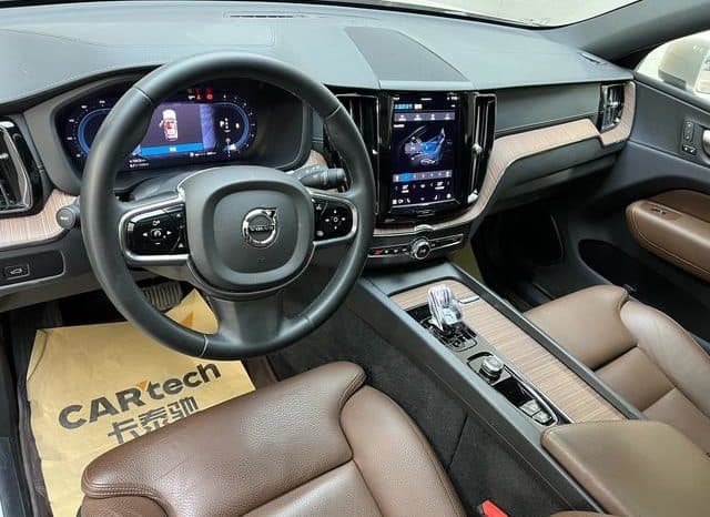 
								Volvo XC60, 2023 full									