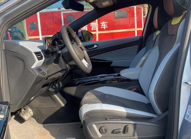 
								Volkswagen ID.4 X, 2022 full									