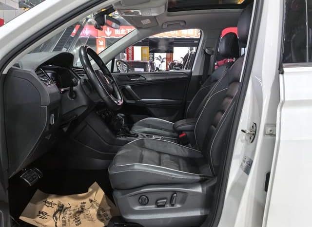 
								Volkswagen Tiguan L, 2021 full									