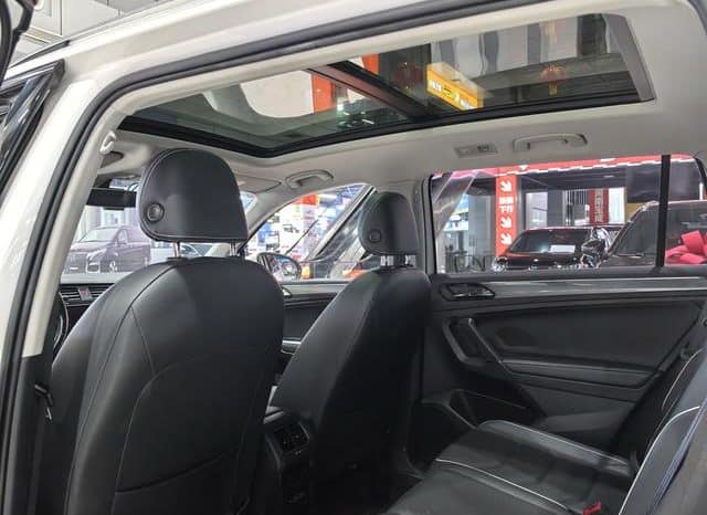 
								Volkswagen Tiguan L, 2021 full									