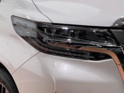 
										Toyota Vellfire (II), 2021 full									